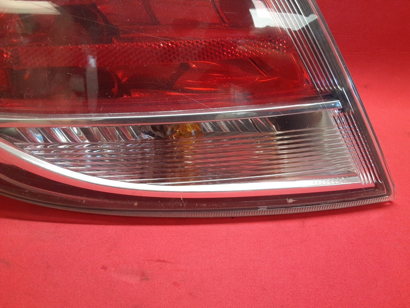 2009 - 2013 Mazda Mazda6 LEFT DRIVER OUTER BODY Tail Light Lamp HALOGEN