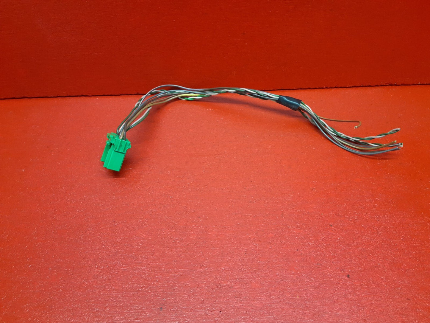 2004 Volvo XC90 Speedometer Instrument Cluster PIGTAIL ONLY