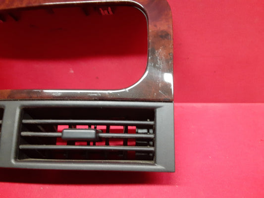 2001 - 2004 Jeep Grand Cherokee Instrument Panel Radio Vent Bezel  55116479AB