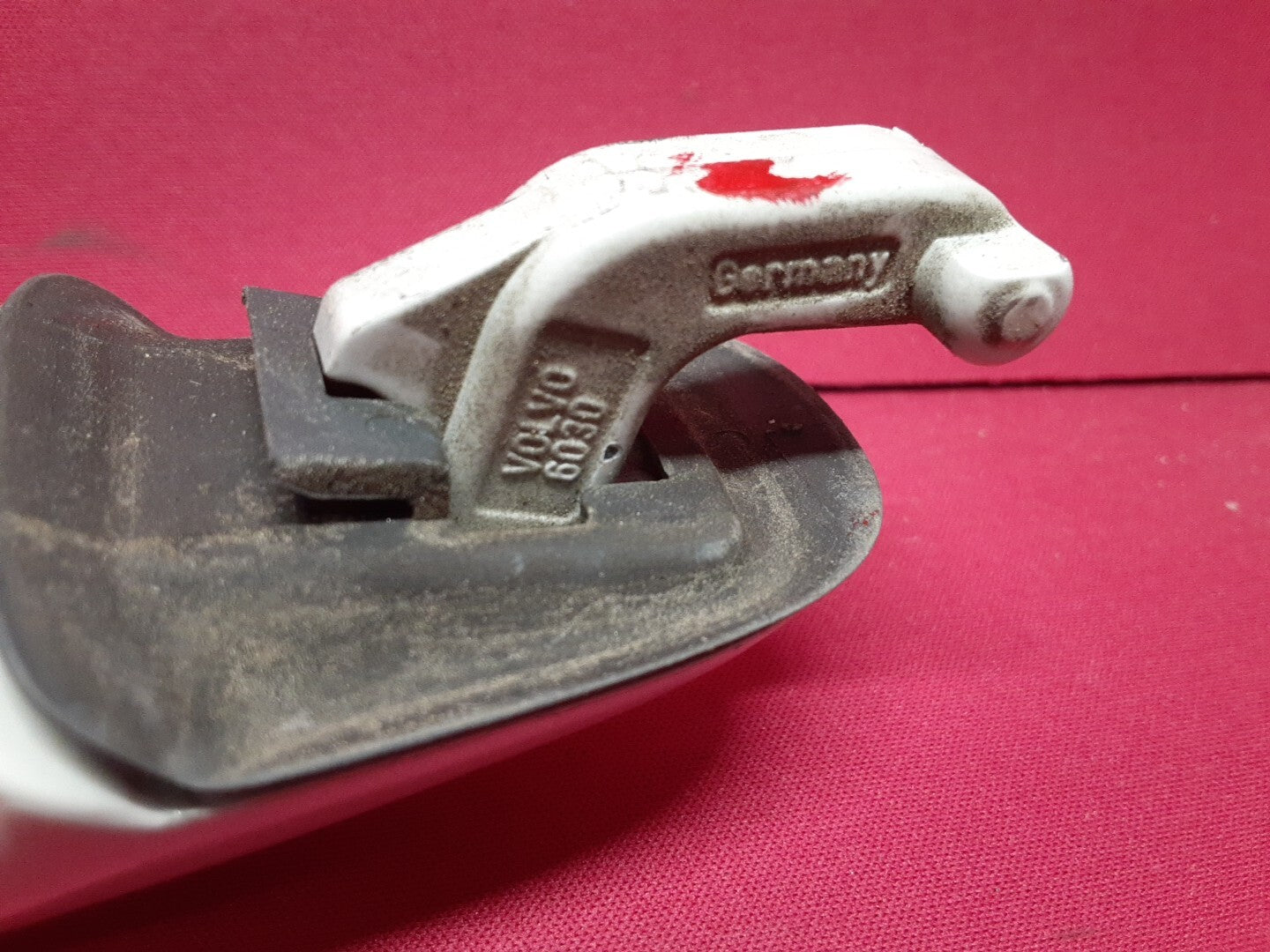 1998 1999 Volvo S70 V70 FRONT RIGHT PASSENGER Door Handle - 189 Polar White