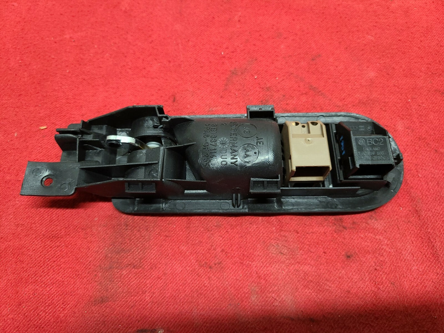 1998 - 2005 Volkswagen Passat - Front Right Interior Door Handle - 3B1837114