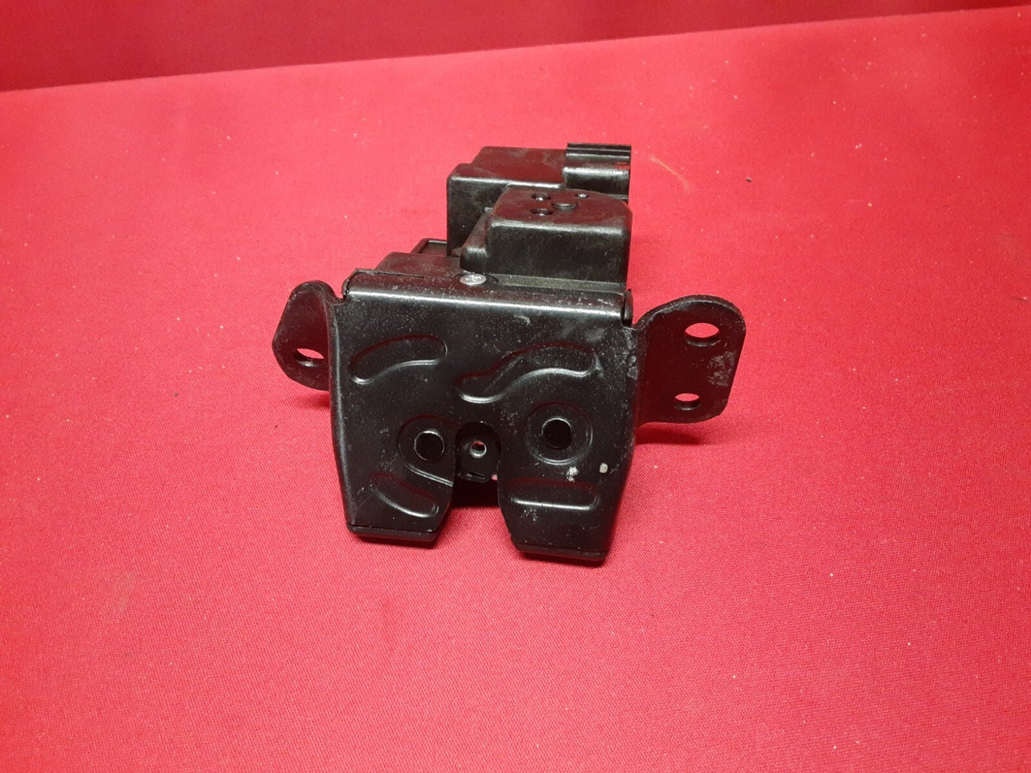 2013 - 2019 Kia Hyundai Liftgate Hatch Rear Cargo Latch Lock Actuator 812302W000