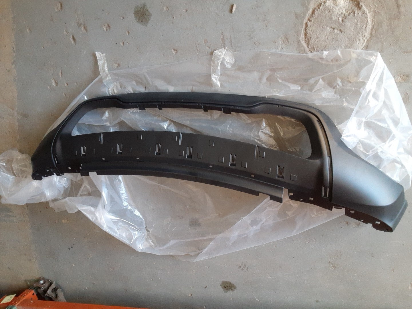 2014 2015 2016 Jeep Grand Cherokee Front Lower Fascia Bumper 68143076AD