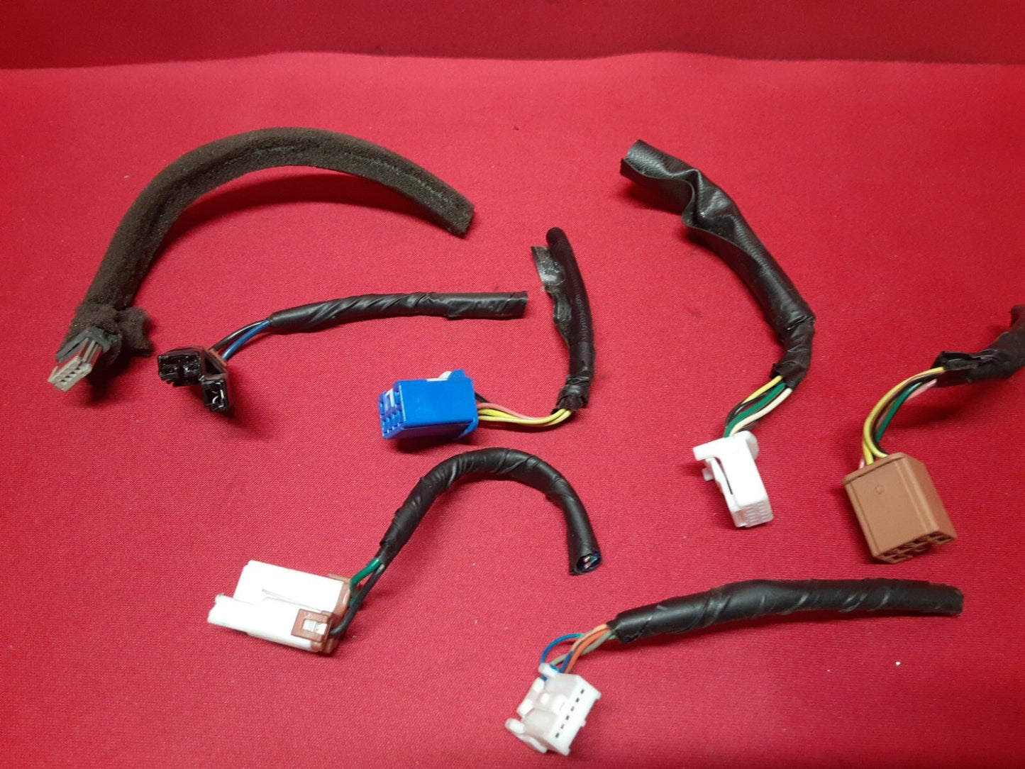 2011 Kia Sorento Heated Seat 12V Dash Unit 933002P030CA / 847301U000CA -PIGTAILS