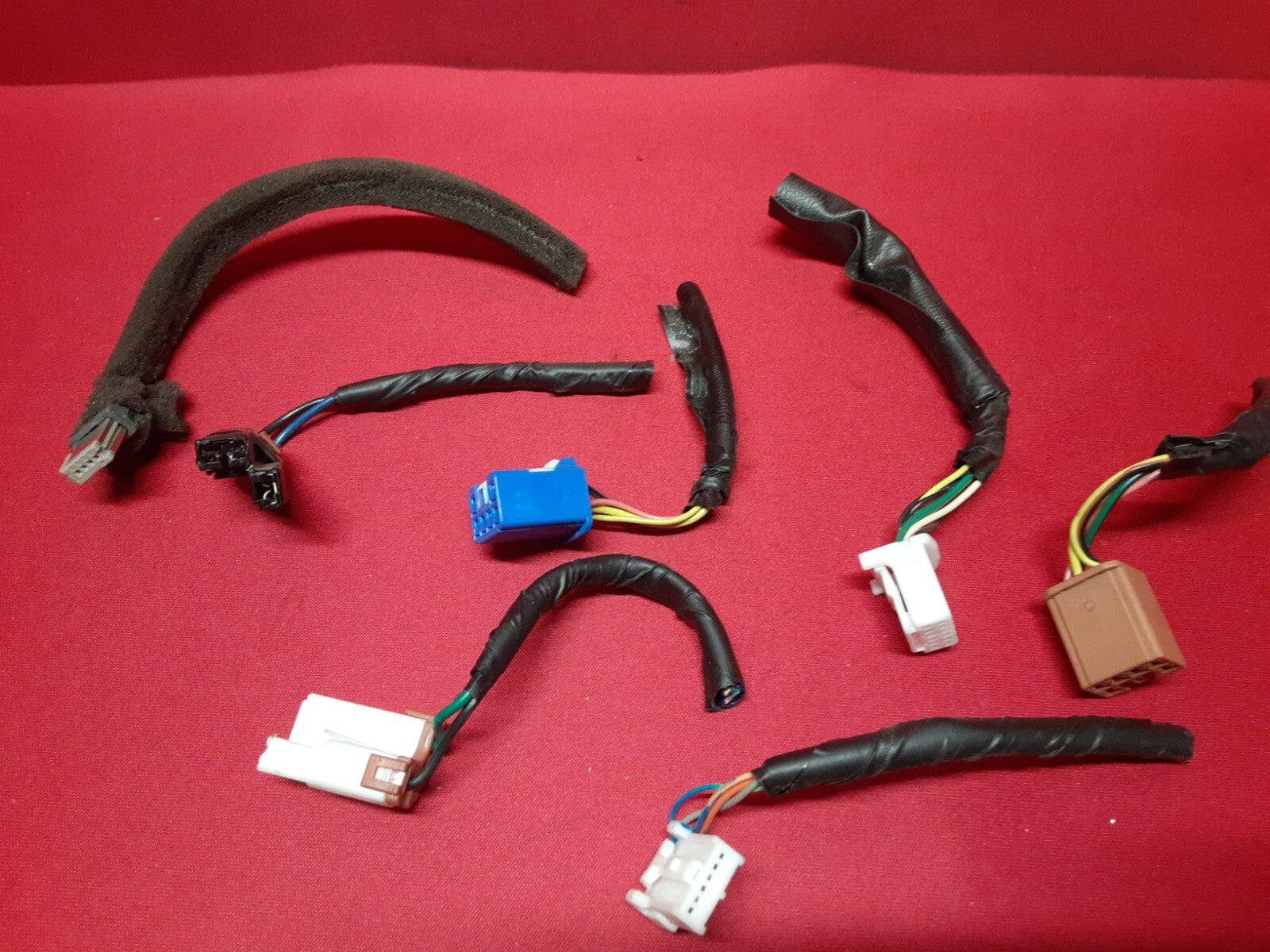2011 Kia Sorento Heated Seat 12V Dash Unit 933002P030CA / 847301U000CA -PIGTAILS