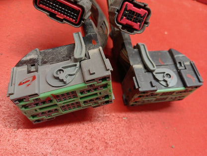 2006 Dodge Durango Power Distribution Fuse Relay Box PIGTAILS ONLY