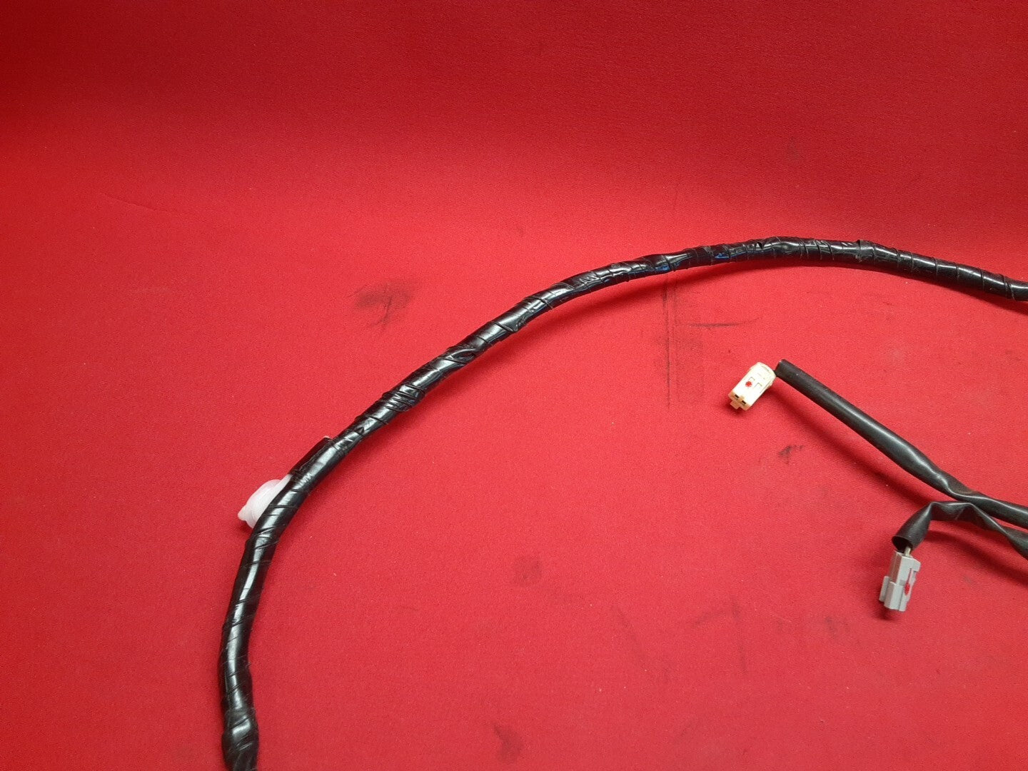 2010-2012 Subaru Outback Rear Trunk Liftgate Wiring Harness 81817AJ00A