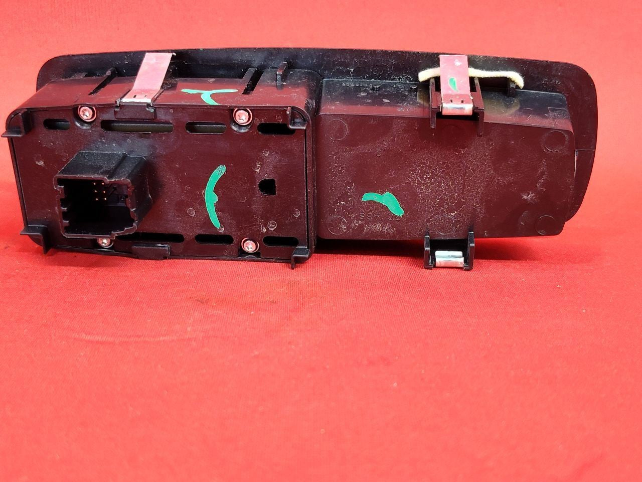 2011-2019 Chrysler Dodge FRONT RIGHT PASSENGER Door Lock Window Switch w/ Bezel