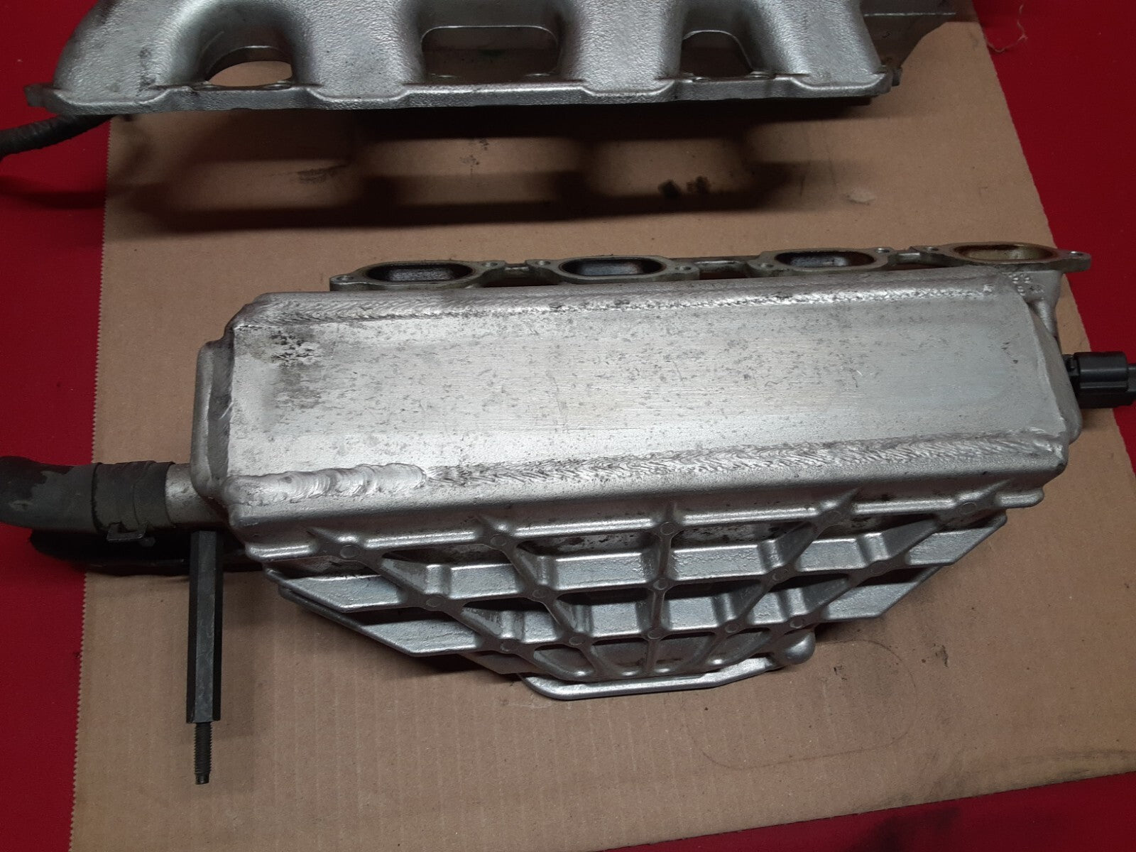2006 - 2009 Land Range Rover Sport SUPERCHARGED Lower Intake Manifold SET