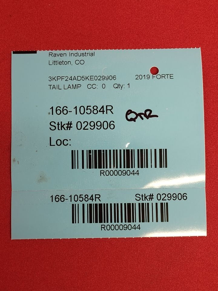 2019-2024 Kia Forte RIGHT PASSENGER OUTER Quarter Incandescent Tail Light Lamp