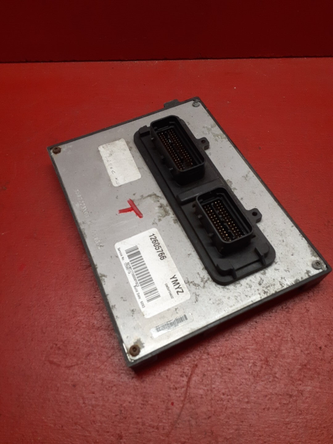 2006 Chevrolet Cobalt ECM ECU Engine Control Module 12605766