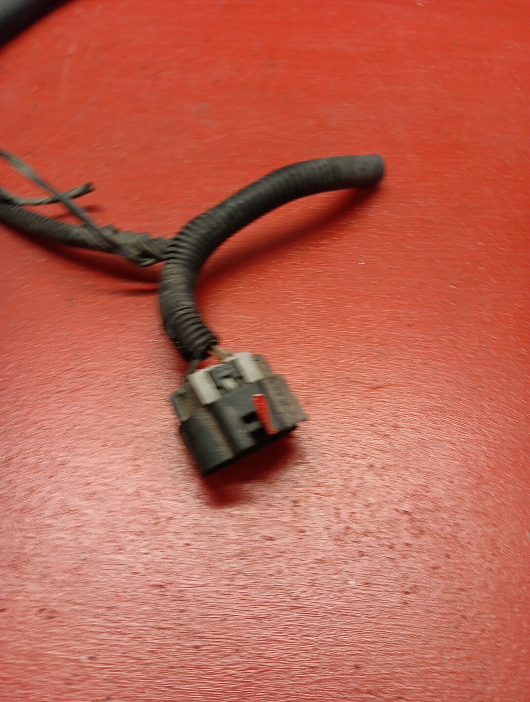 2005 Chevrolet Cavalier ECM ECU Engine Control Module PIGTAILS 12576162