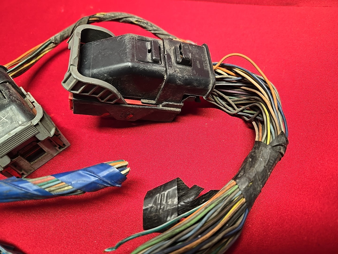 2005 2006 GM V8 Engine Powertrain Control Module ECM ECU PCM - Pigtails ONLY!