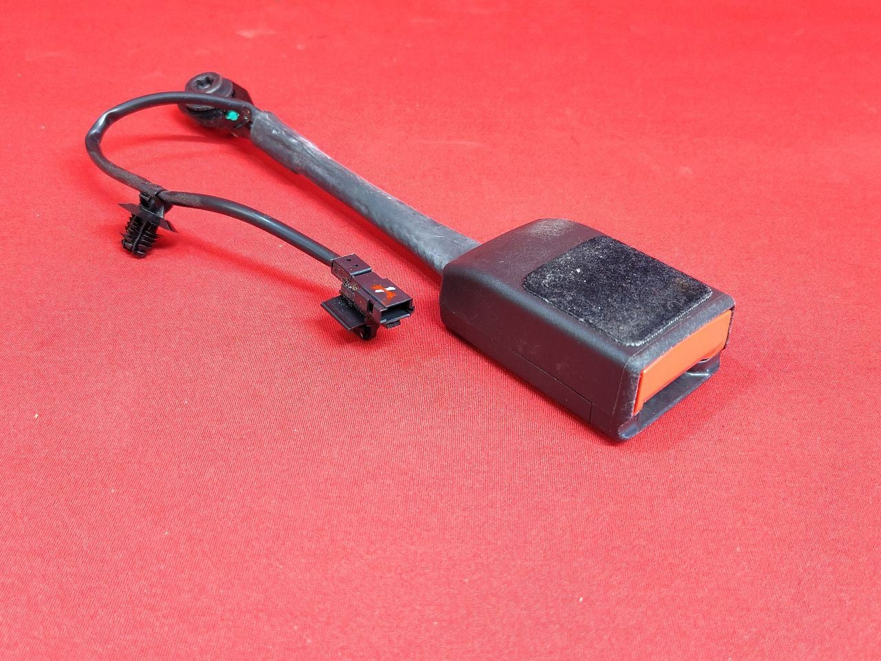 2018-2024 Chevy Equinox GMC Terrain FRONT RIGHT PASSENGER Seat Belt Buckle