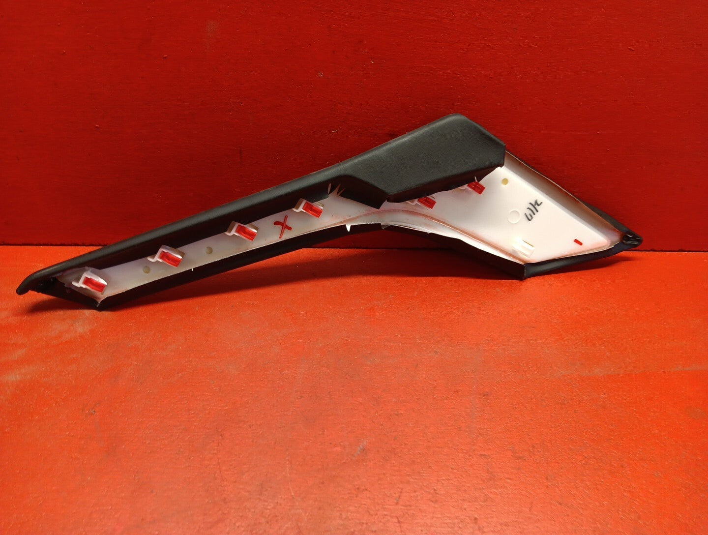 2022-2023 Mitsubishi Outlander Center Console Upper Left Pad 96930W231P