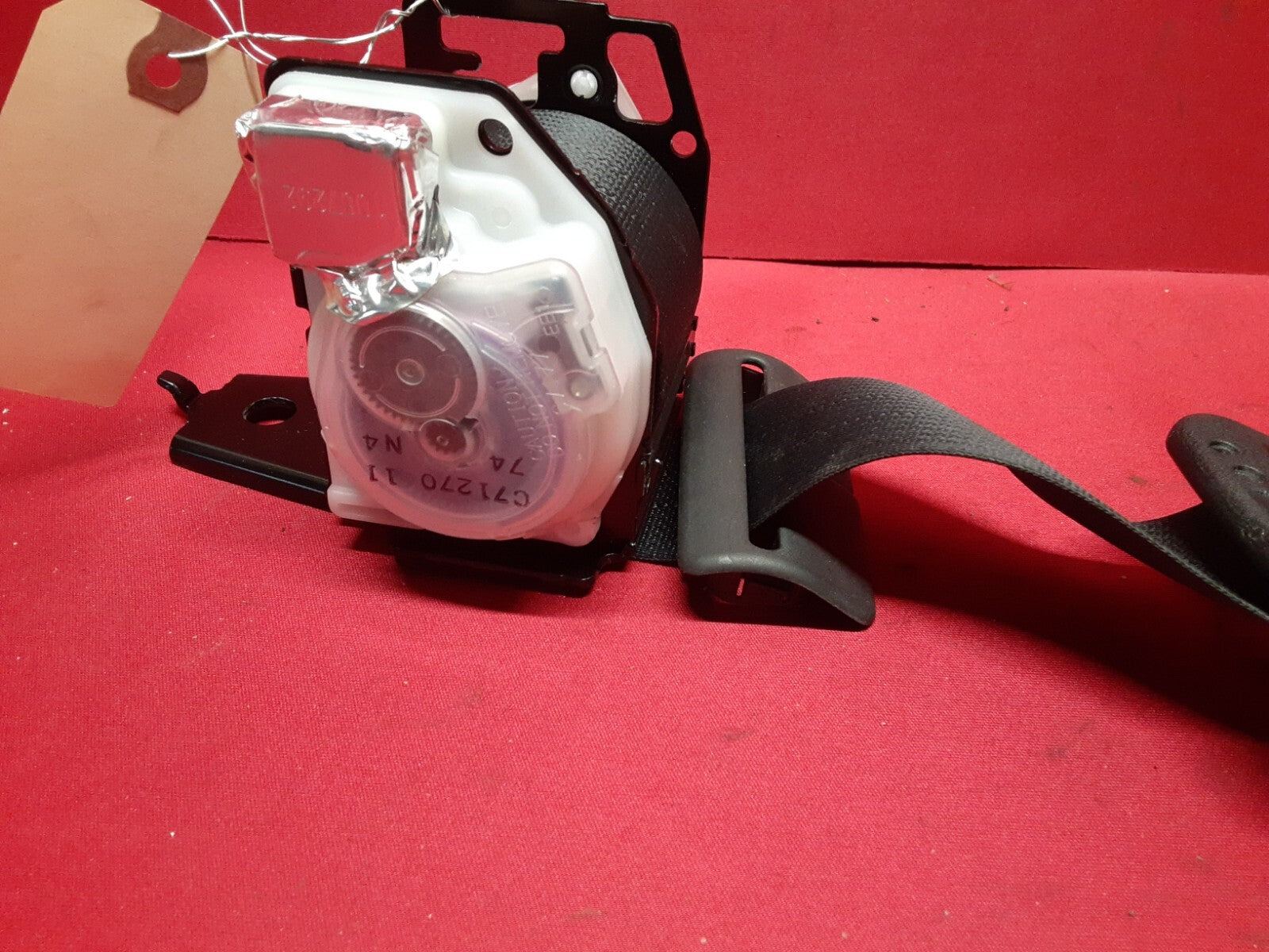 2011 - 2019 Infiniti REAR LEFT DRIVER Seat Belt w/ Buckle Black 88844-1MA0B