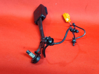 2017-2019 Range Rover Evoque Front Left or Right Seat Belt Buckle Receptacle