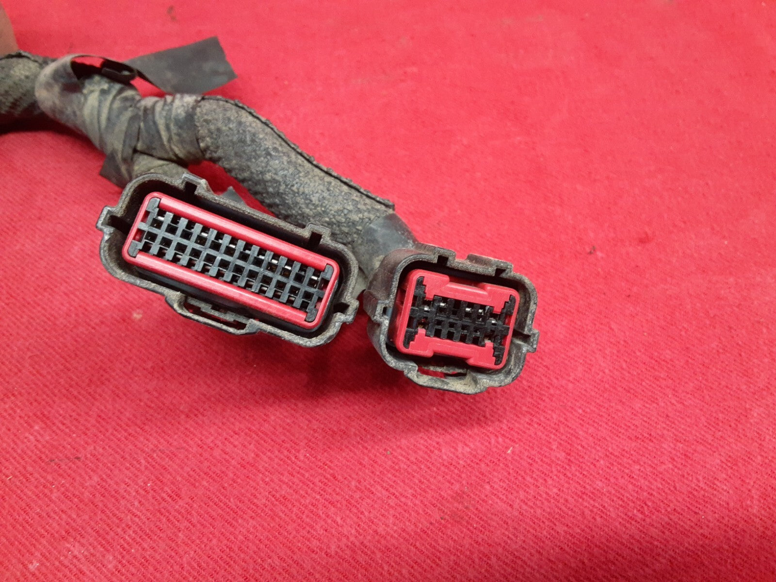 2007 Jeep Grand Cherokee / Commander Front BCM Module 4692138AE - PIGTAIL WIRES