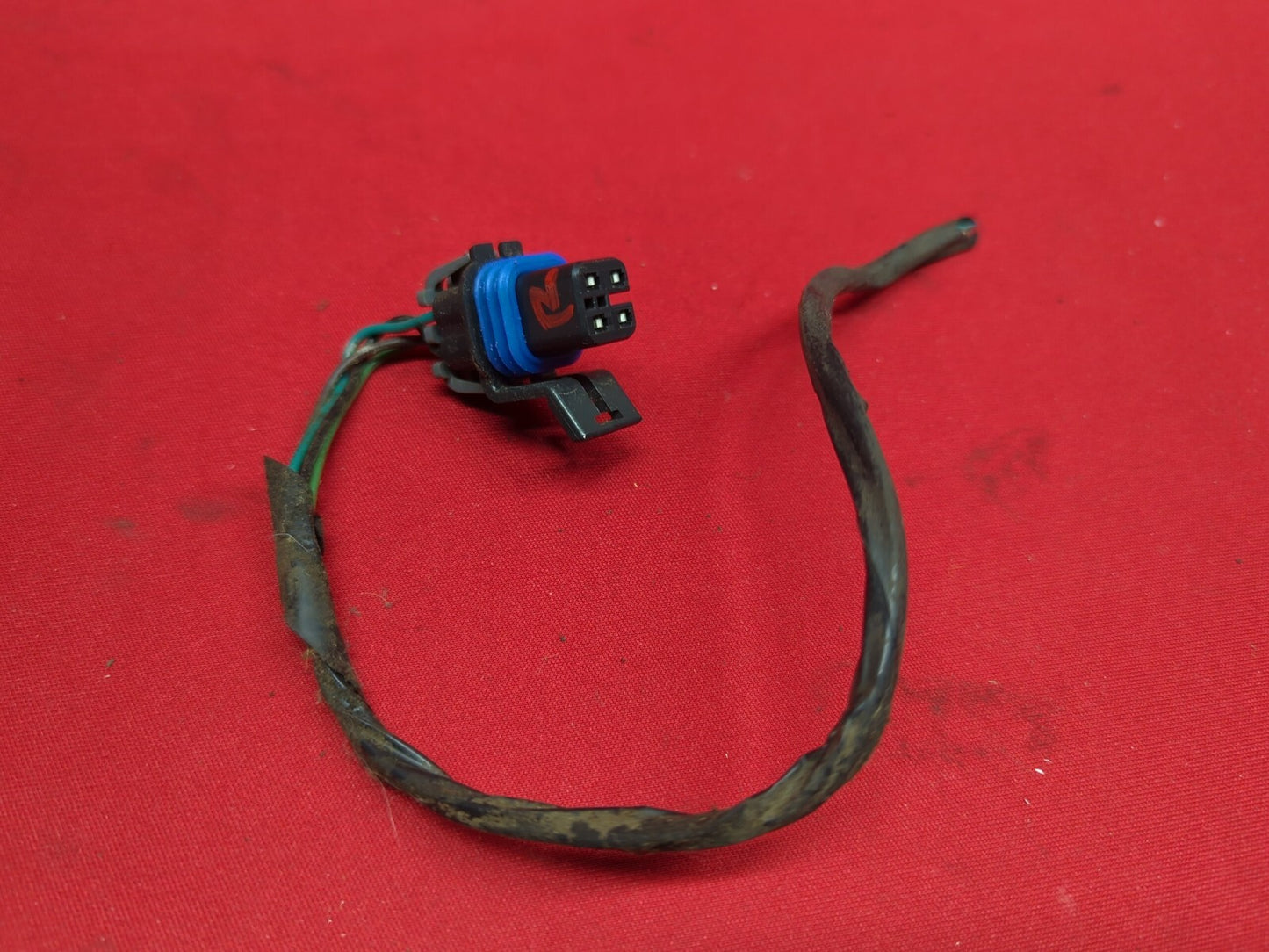 2005 - 2010 Pontiac G6 RIGHT SIDE Tail Light Stop Lamp 15242808 - PIGTAIL WIRE