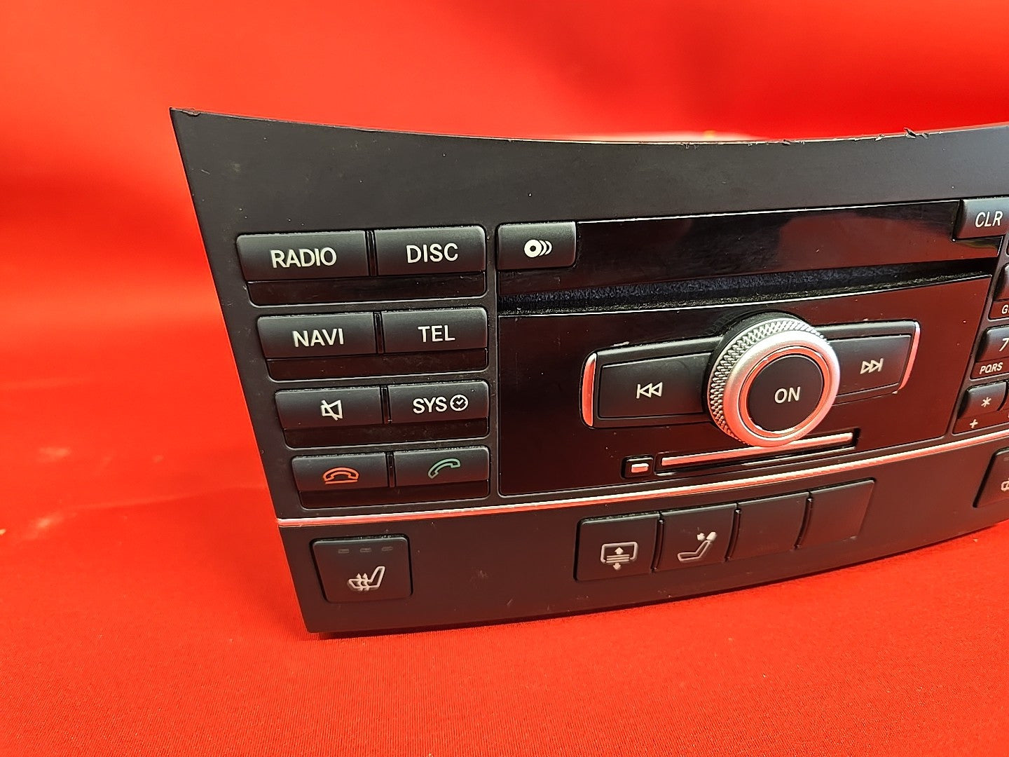 2010-2017 E550 / 10-11 E63 AMG Mercedes Radio Stereo Audio Unit 	212-900-86-09