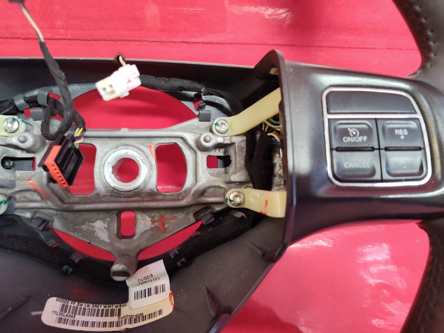 2013 Dodge Dart Driver Steering Wheel Gray with Cruise Control w/o Phone Buttons