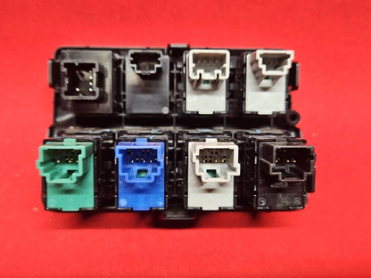2015 - 2019 Subaru Legacy - Dash Panel Switch Cluster / Assembly - Trunk / SRF