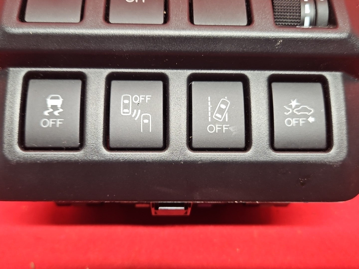 2015 - 2019 Subaru Legacy - Dash Panel Switch Cluster / Assembly - Trunk / SRF